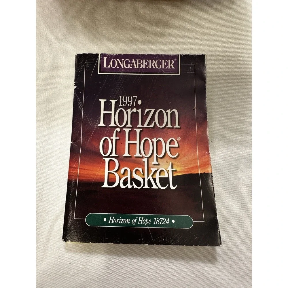 1996 Longaberger Hostess Appreciation Basket, With Green liner, Protector
